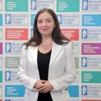 Ina Keci-min (Custom)